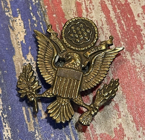 Rare Authentic 1903-1905 U.S Army Office Collar Eagle Insignia General Pershing