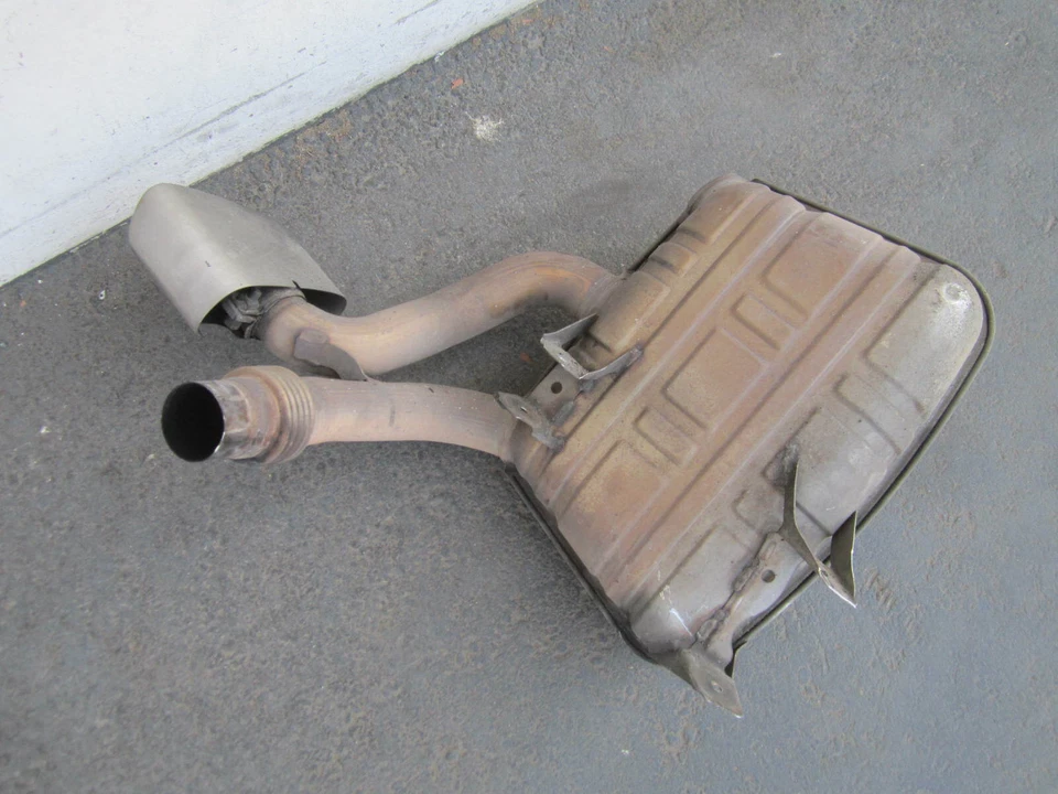 Silenciador de escape trasero izquierdo em109140 Porsche 911 3,6 L 2005 2006 2007 2008 OEM Foto 4 de 4