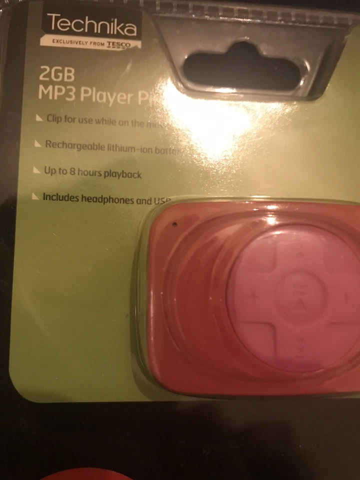 Technika Mp3 Player Clip Portable Music Player Pink 2gb New Seald Uk - Image 2 of 4