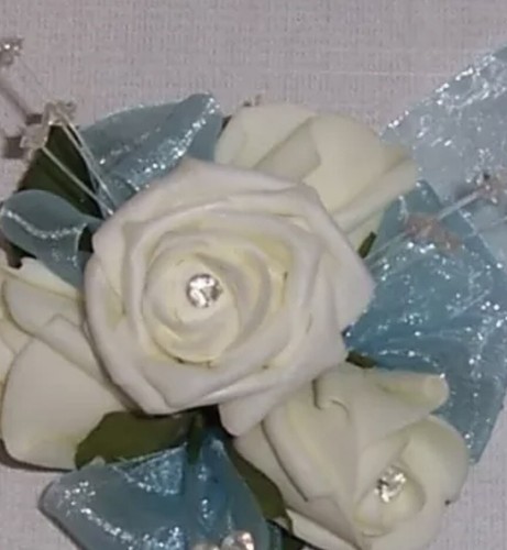 wrist corsage Artificial wedding flowers Prom Fit All Size Baby Blue Ivory Rose - Picture 6 of 7
