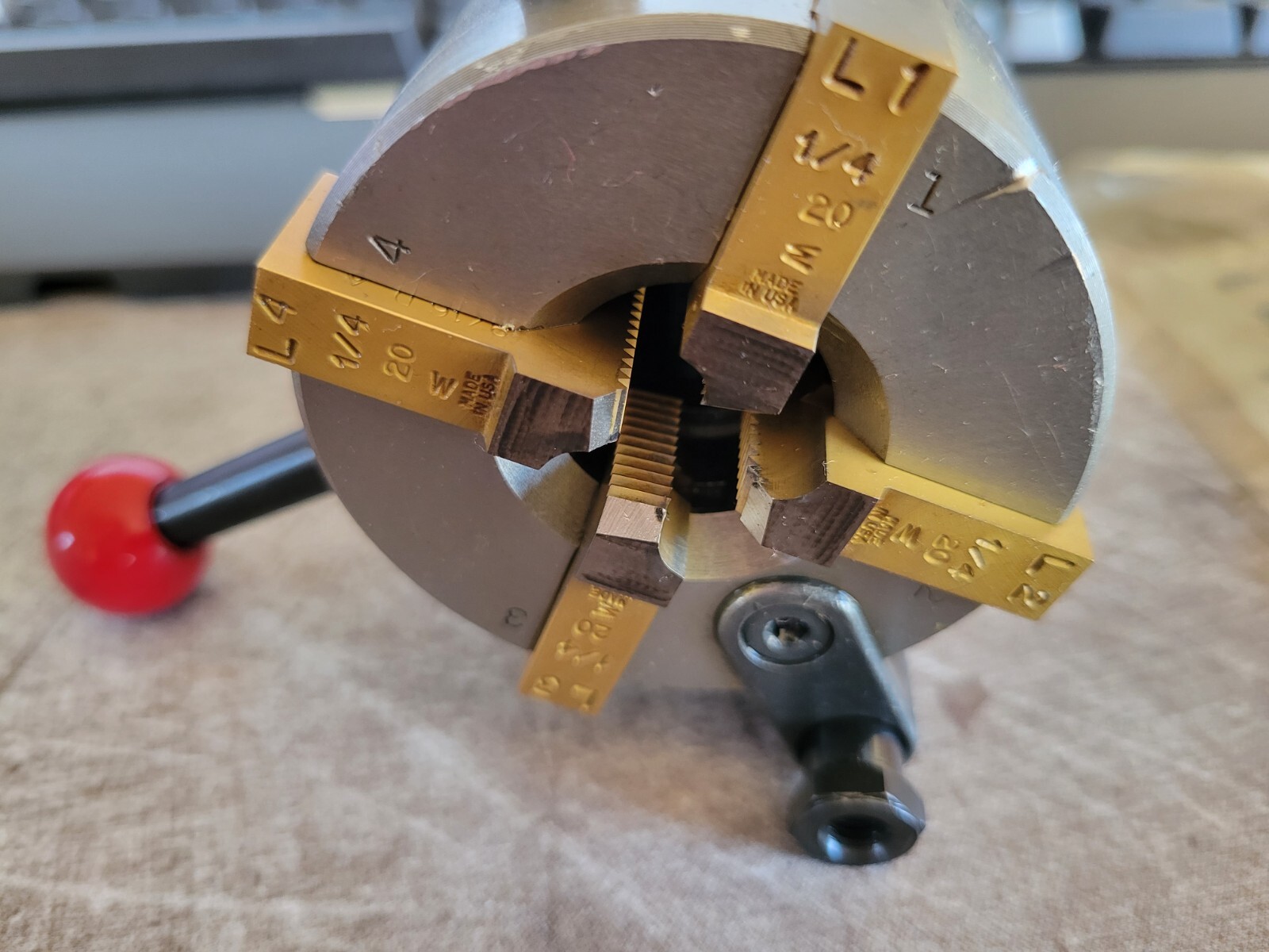 9/16" DSA GEOMETRIC THREAD CUTTING DIE HEAD 1/4 20 CHASERS AND CLOSER