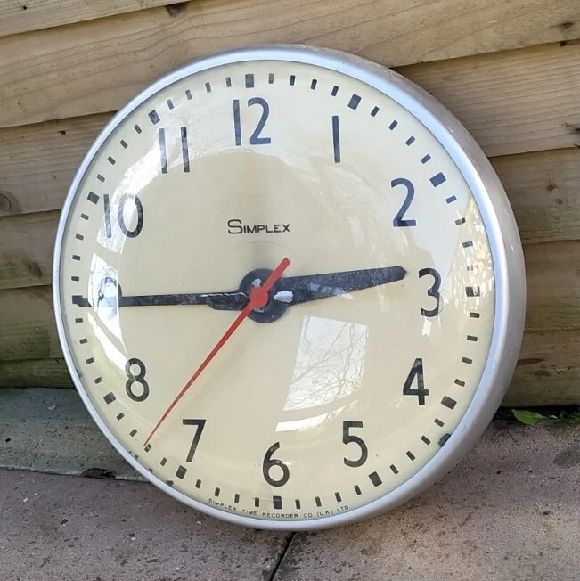 Vintage 60s 70s - Simplex Mains Electric Clock - 17 inch - School Train Office - Image 2 of 4