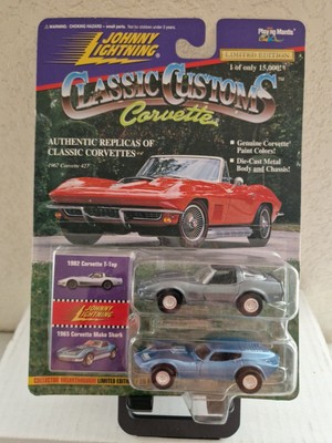 Johnny Lightning Klassisch Customs 1982 Corvette T-Top / 1965 Mako Shark C87