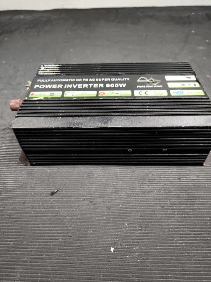 Power Inverter 600W - Not Working, Cosmetic Wear, No Accessories - Image 2 of 4