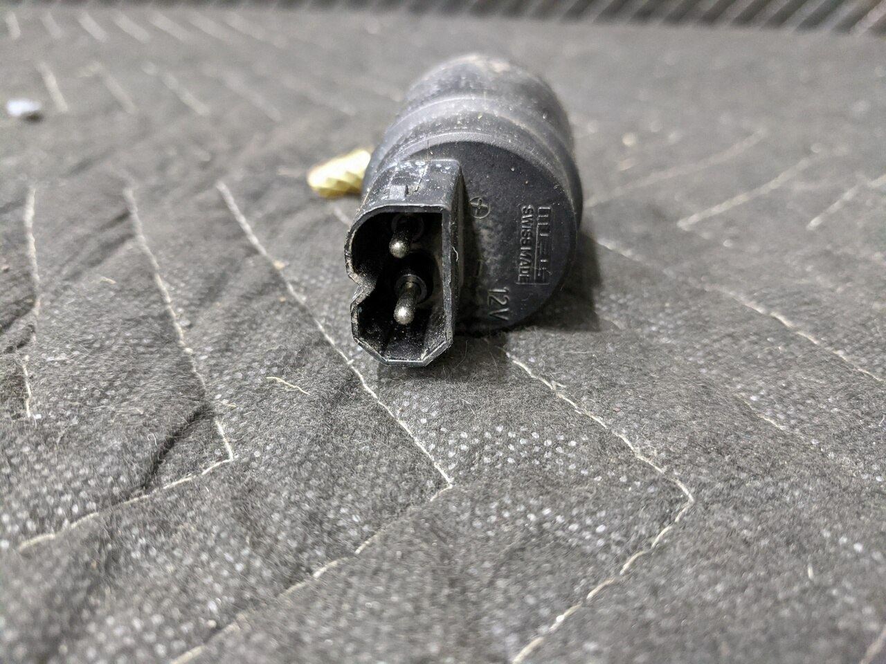 BMW E24/E30/E31/E32/E34/E36/E38/E39 Windshield Washer Fluid Pump