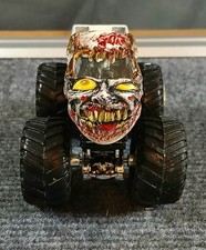 Hotwheels Monster Jam 1:64 Die Cast Lot "5 Alarm" "Gunkster" "Zombie"