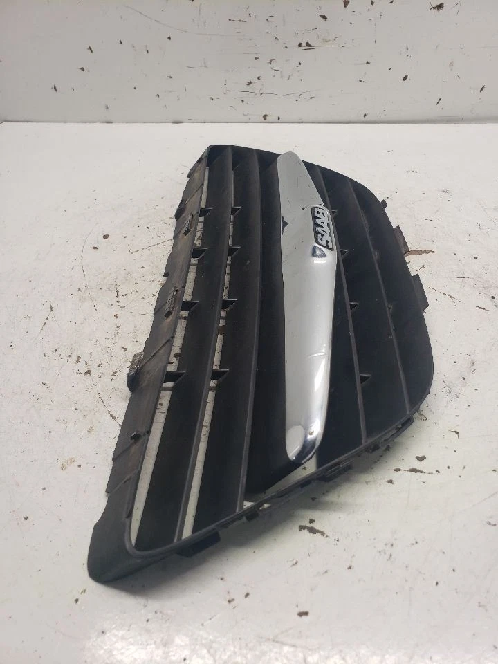 Rejilla central superior delantera compatible con 02-05 SAAB 9-5 1420364 Foto 2 de 4