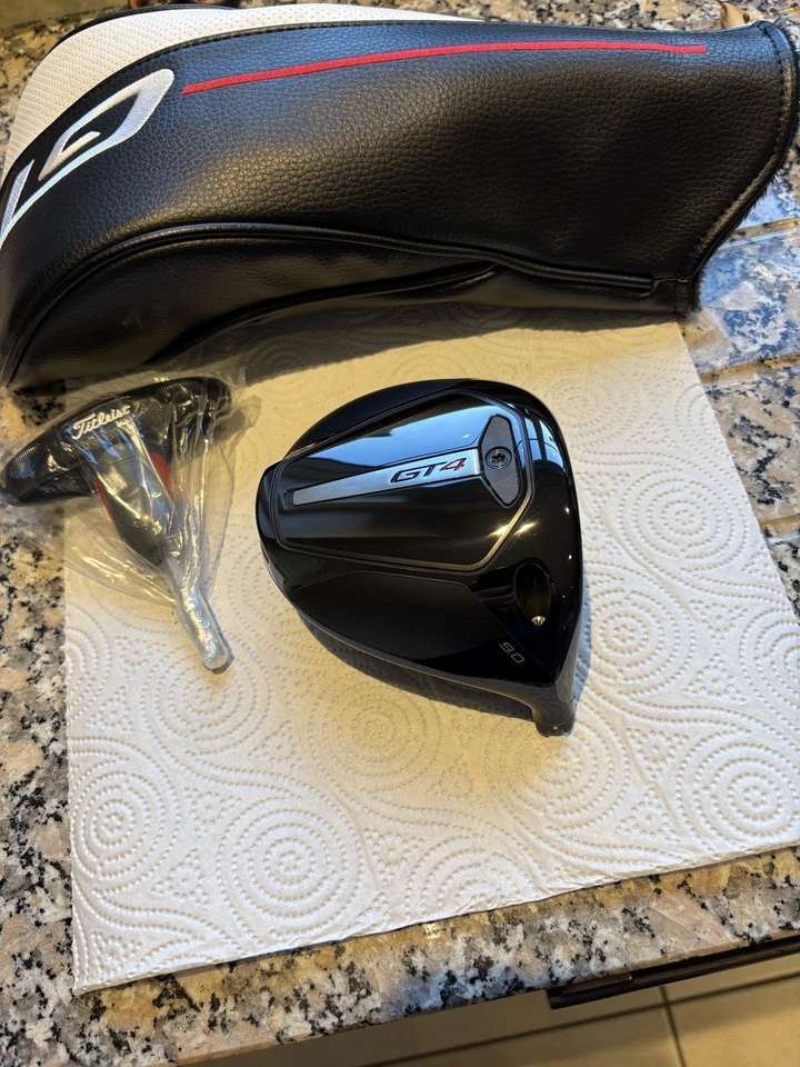 Titleist GT4 Driver 9 Degree HEAD ONLY with matching head cover and wrench - Image 3 of 4