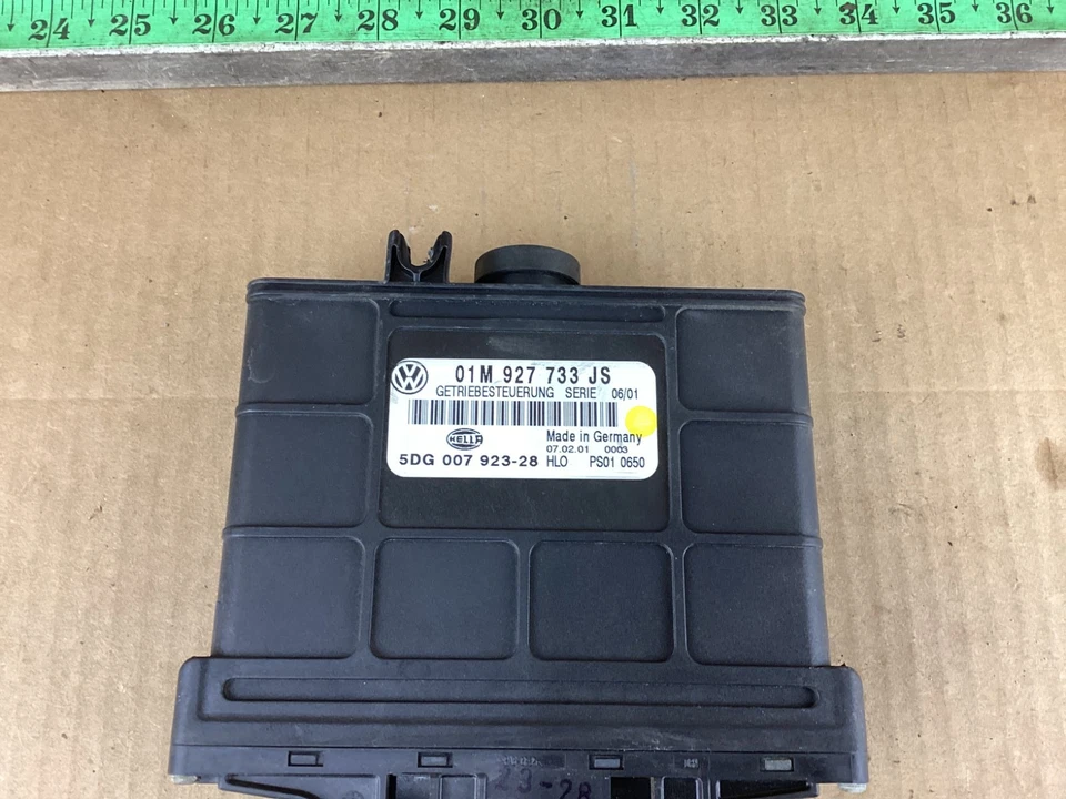 Módulo de control de transmisión Volkswagen Jetta 1999-2001 01M927733JS, 5DG007923 Foto 2 de 4