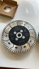 FlushCut concrete diamond blade