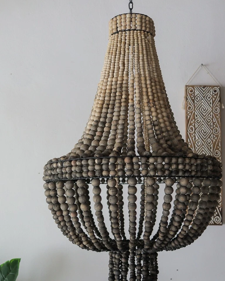 Lámpara de araña con cuentas de madera en color ombre negro gris Foto 4 de 4