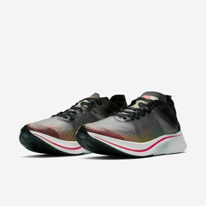 nike zoom fly sp fast running shoe