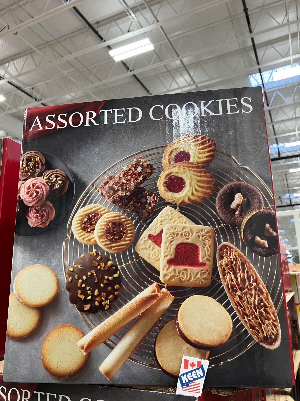 AKAI BOHSHI ASSORTED COOKIES RED BOX 430 g (43 pcs), Exp:2027JN30