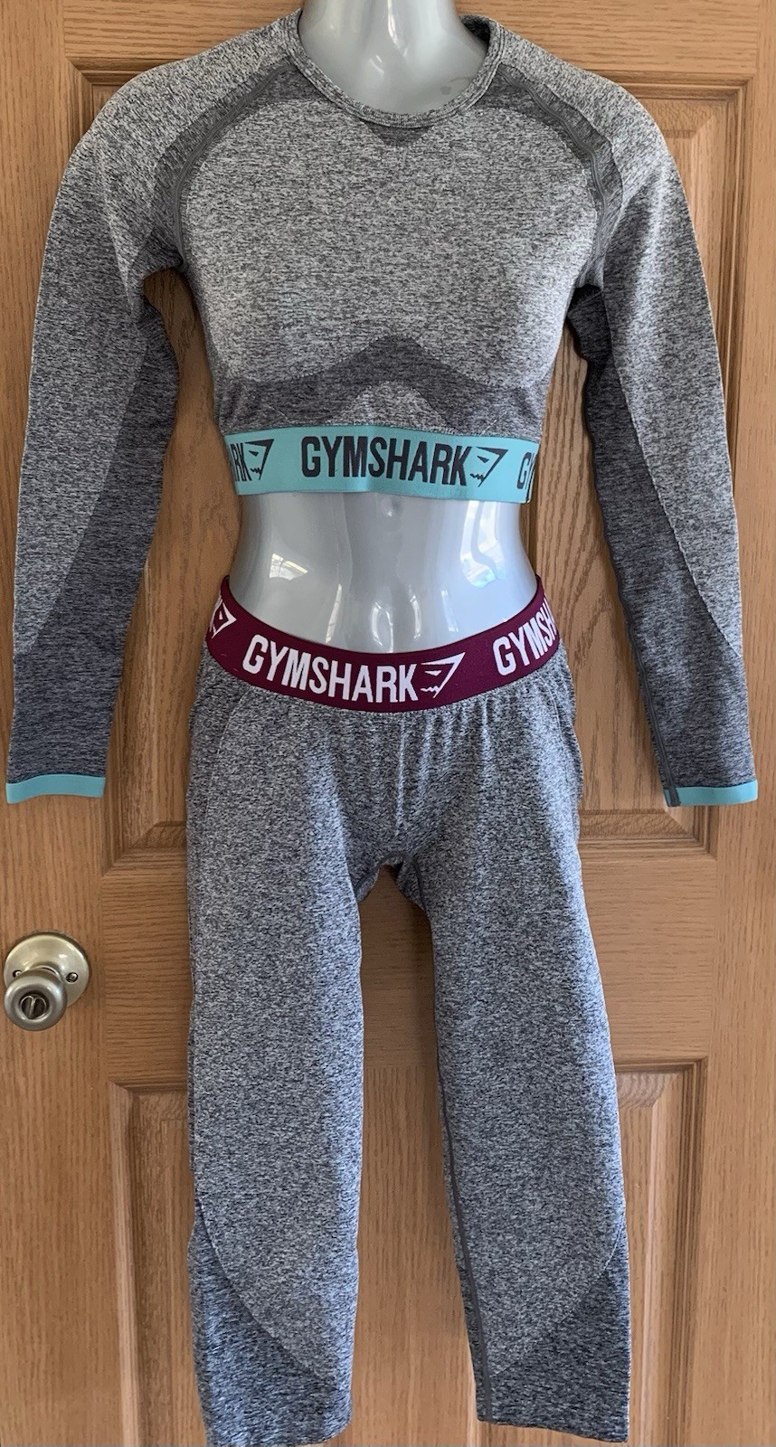 Gymshark Dry Long Sleeve Crop Top And Leggings Set Heathered Gray