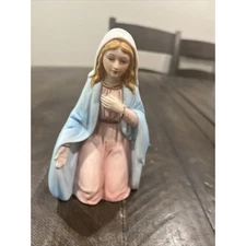 Vintage Homco Virgin Mary Kneeling Nativity Porcelain Figurine 5599