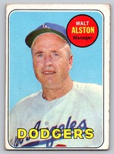 1969 Topps Walt Alston #24 - Los Angeles Dodgers