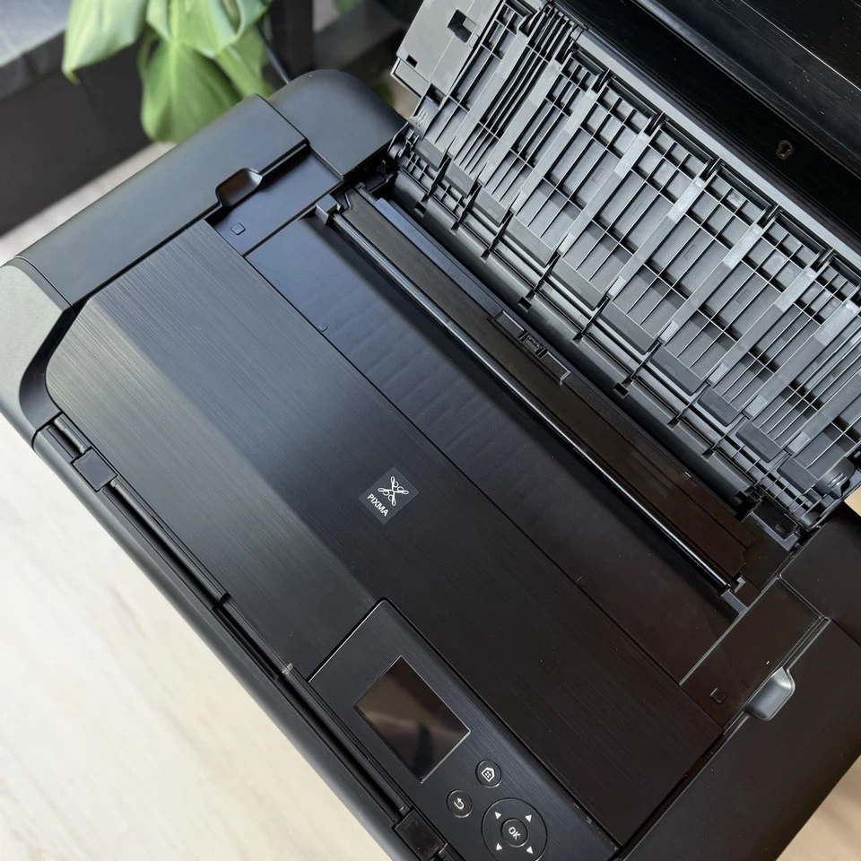 "Impresora de inyección de tinta profesional para fotografía en color Canon Pixma PRO 200 13""" Foto 2 de 4