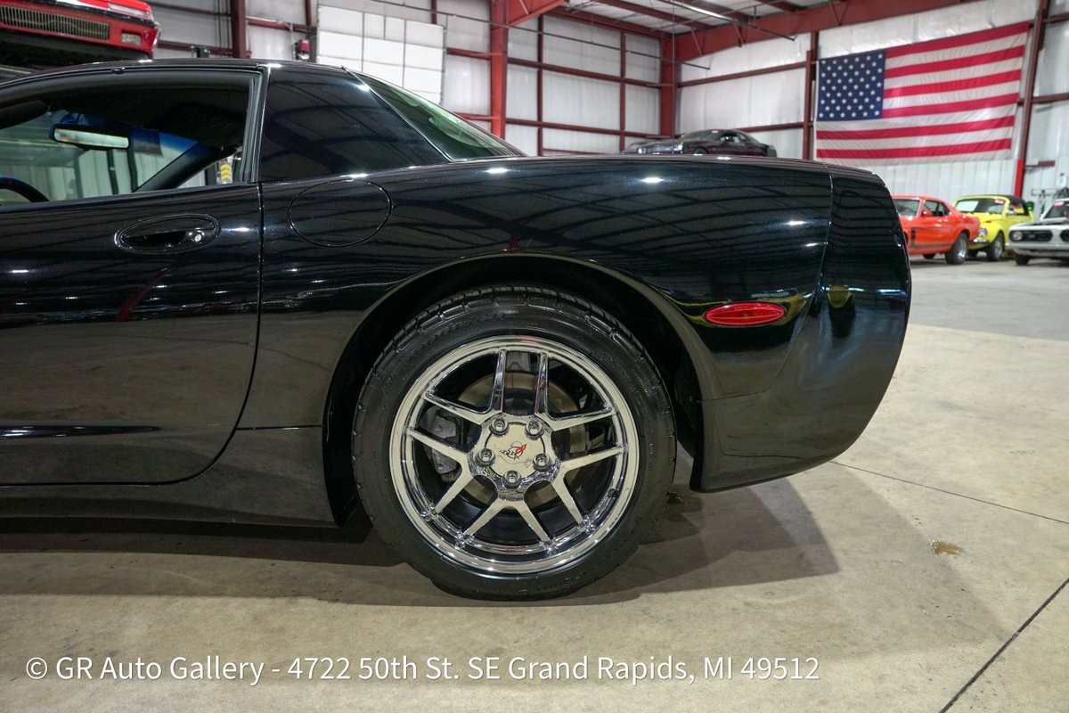 1999 Black Chevrolet Corvette   | C5 Corvette Photo 5