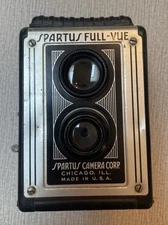 Vintage Spartus Full Vue Camera. Chicago IL 1950s. Untested. See Photos.