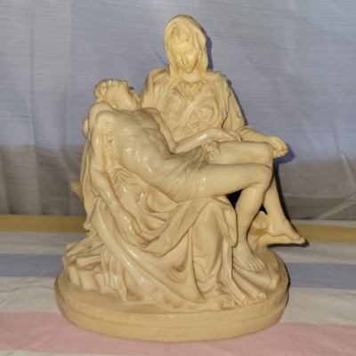 Vintage Statue Pieta Michelangelo A. Santini Vintage 7.5  Rare Version w/ Tomb