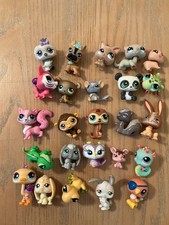 Littliest Pet Shop Lot of 25 Various Pets