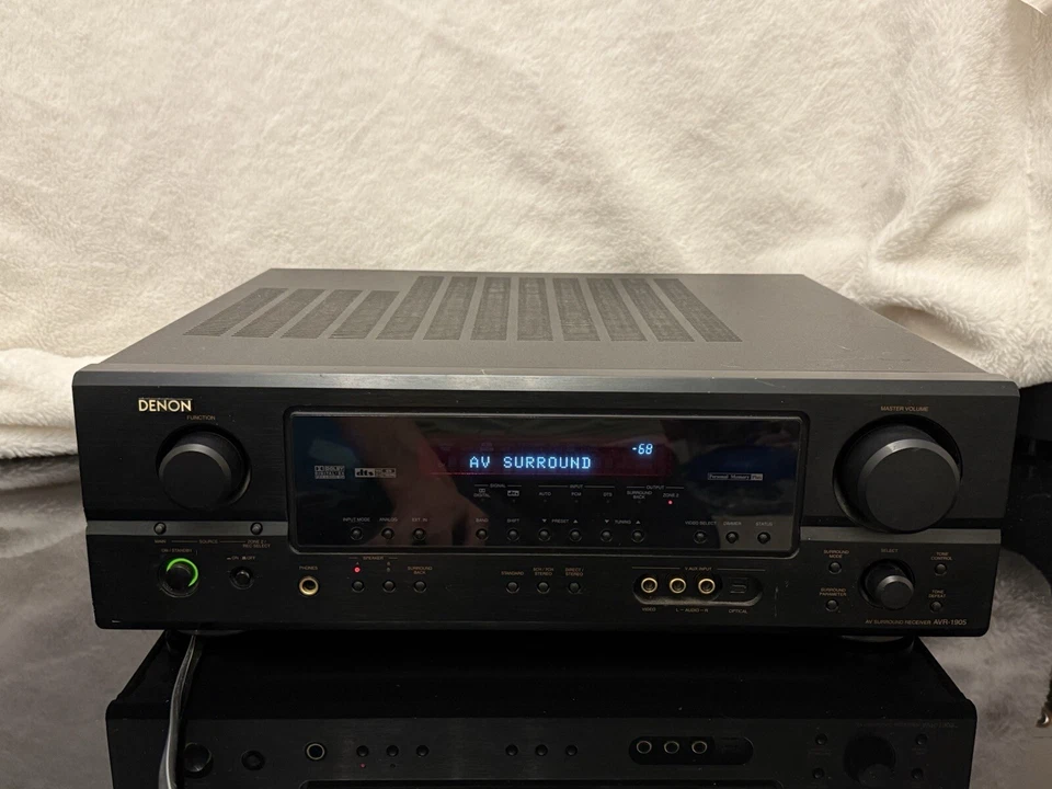 DENON AVR-1905 Home Theater AV Receiver with Dolby Digital EX DTS-ES ProLogic II - Image 3 of 4