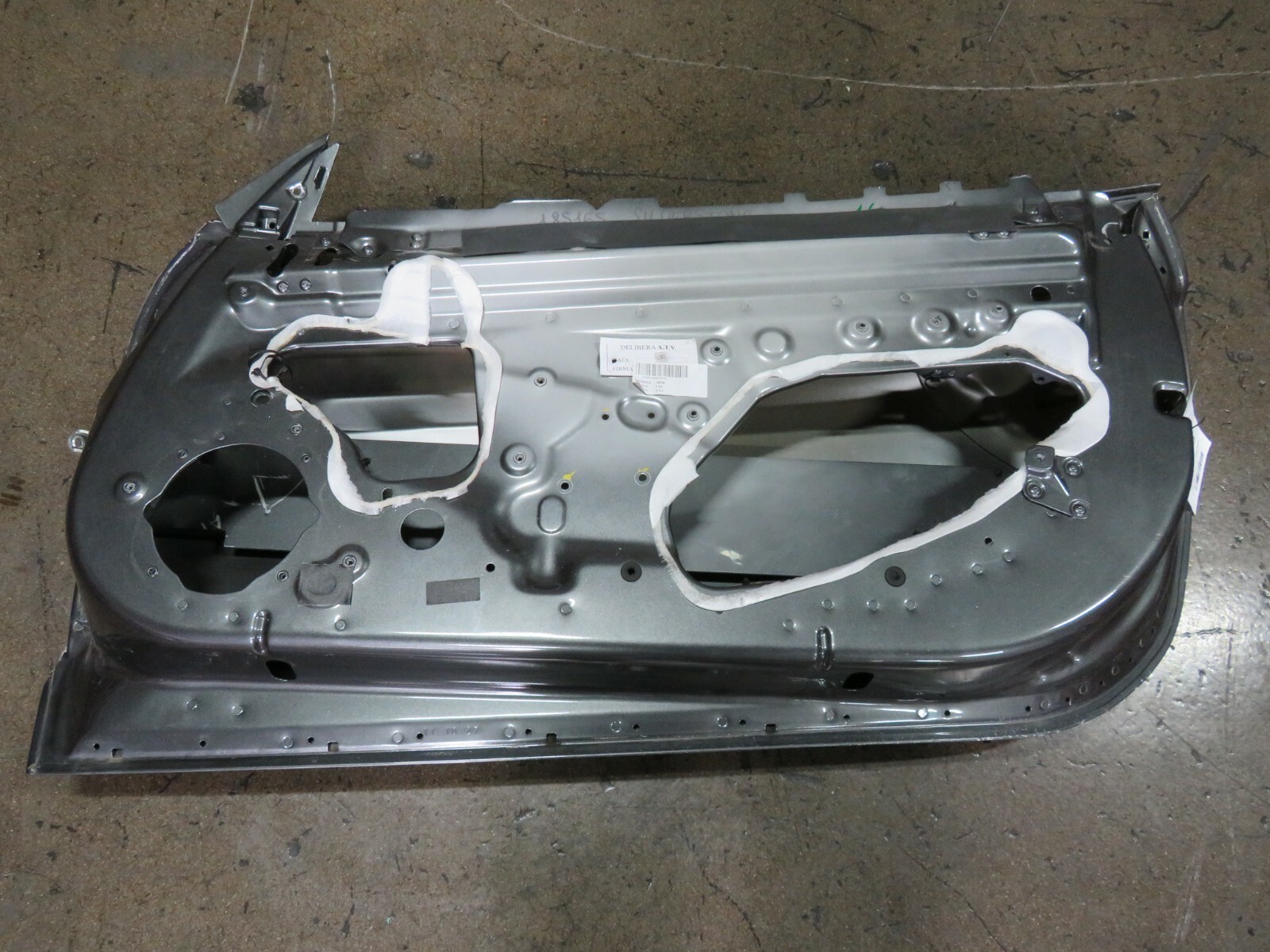 Ferrari California, RH, Right, Front Door Shell, Silver, Damaged, P/N 81316511