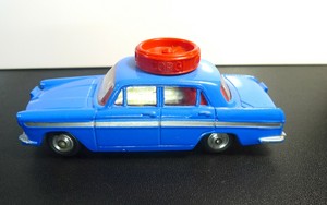 corgi toys austin a60
