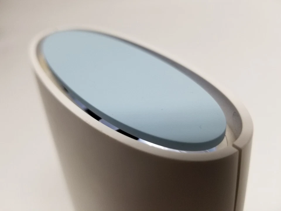 Netgear Orbi RBR20 WiFi 5 Tri-Band Router with Adapter - Image 2 of 4