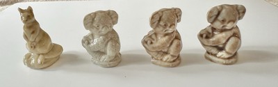 Vintage WADE Whimsies 3 KOALA BEARS & KANGAROO Porcelain Figurines England (23)