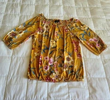 Womens Naif Blouse Top Size Small Floral 3/4 Sleeves