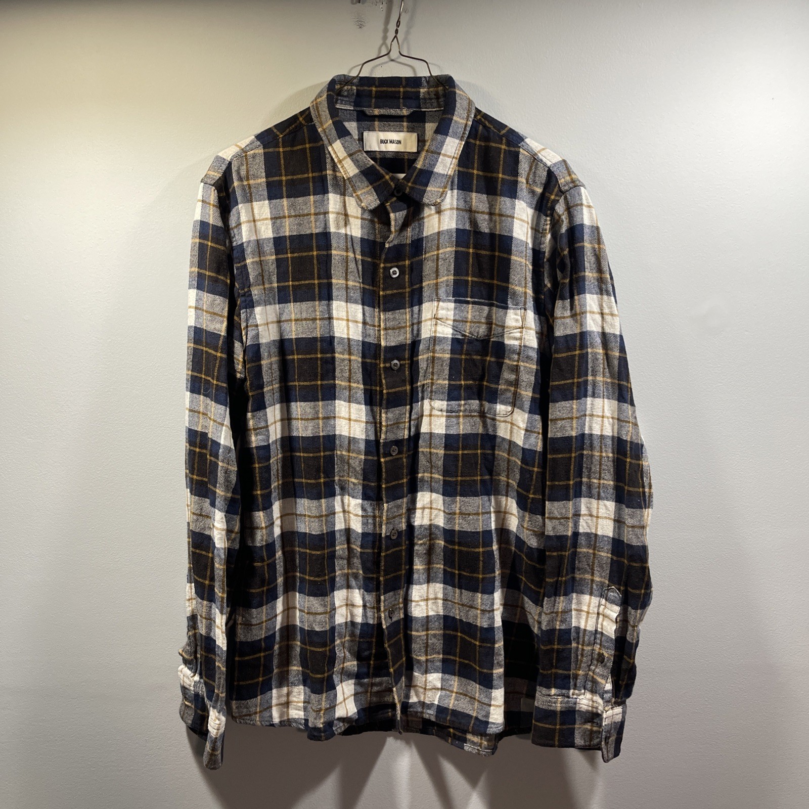 Buck Mason Mens Medium Draped Twill One Pocket Plaid Shirt Long Sleeve Button