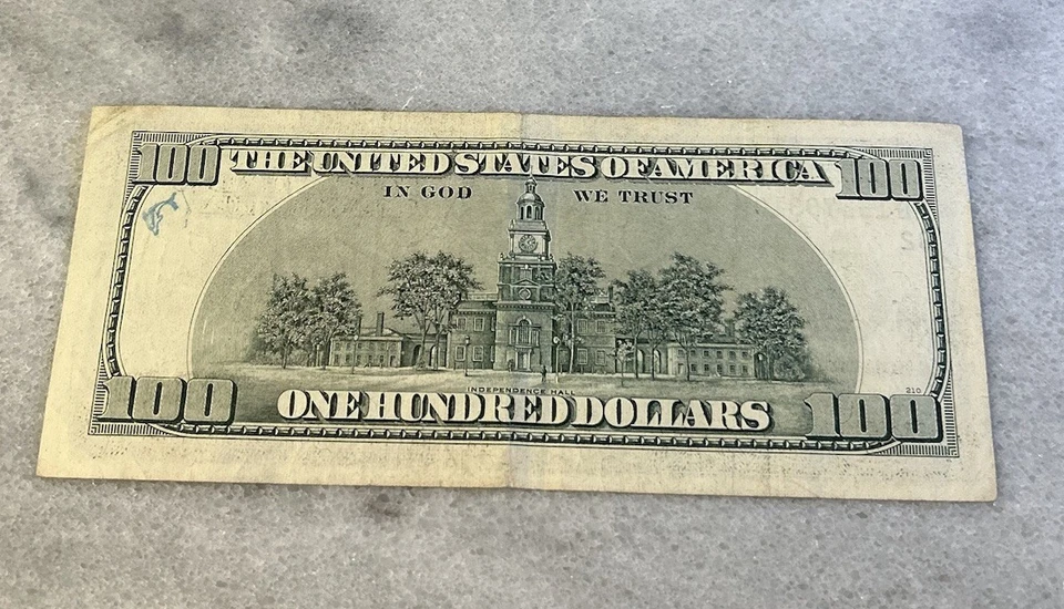 2006 100 Dollar Bill Star Note Rare  - Image 2 of 2