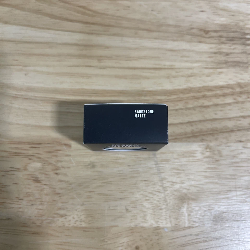 MAC Sandstone Matte Eye Shadow,new In Box, 1.5g - Image 2 of 4