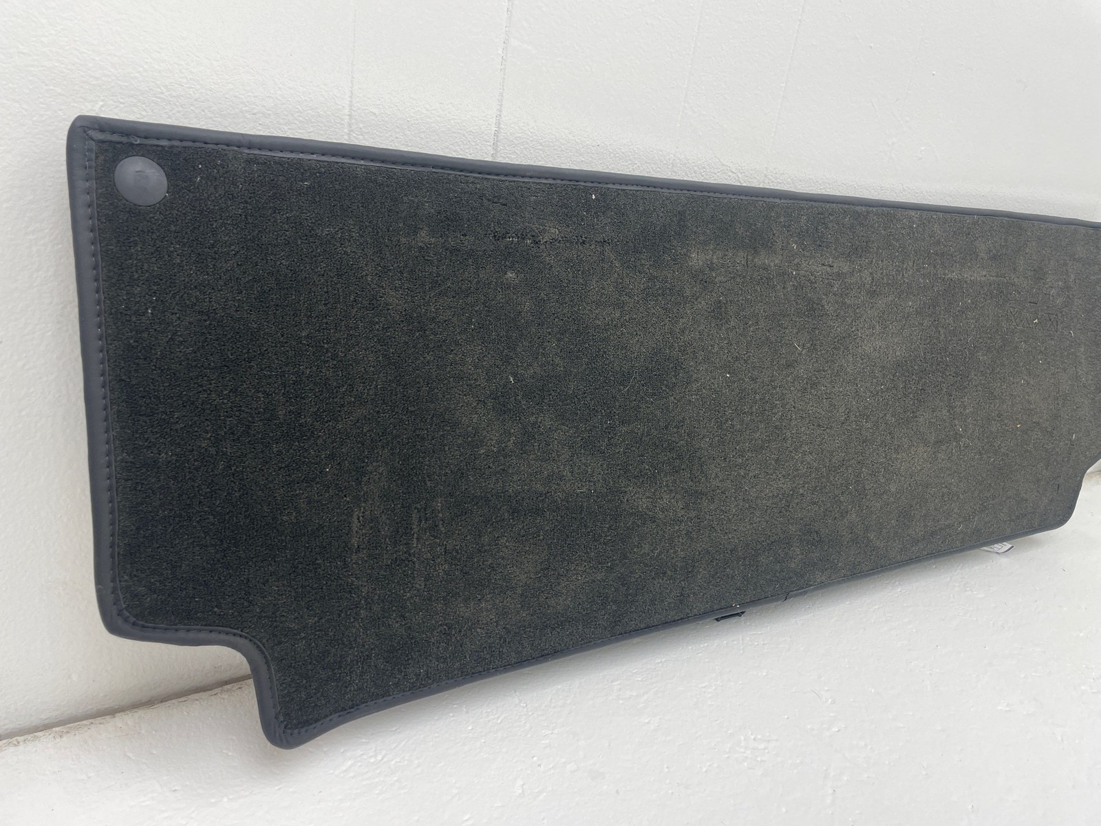 2015-2020 BENTLEY BENTAYGA OEM Rear Luggage Compartment Floor Carpet Cover Panel