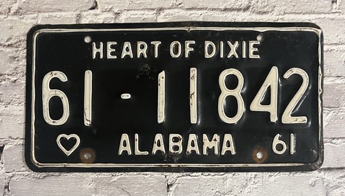 1961 Alabama Heart of Dixie License Plate 61-11842 Talladega County