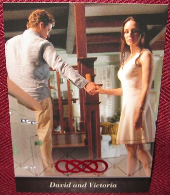 2013 CRYPTOZOIC REVENGE SEASON 1 FLASHBACK #FB-01 DAVID AND VICTORIA