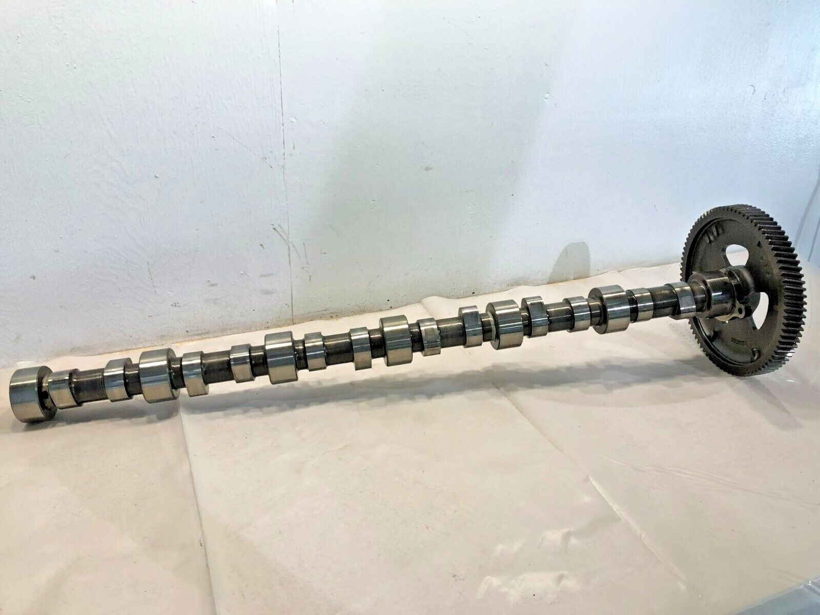 Cummins ISC 8.3 ISL Diesel Engine Camshaft Assembly 3966438  