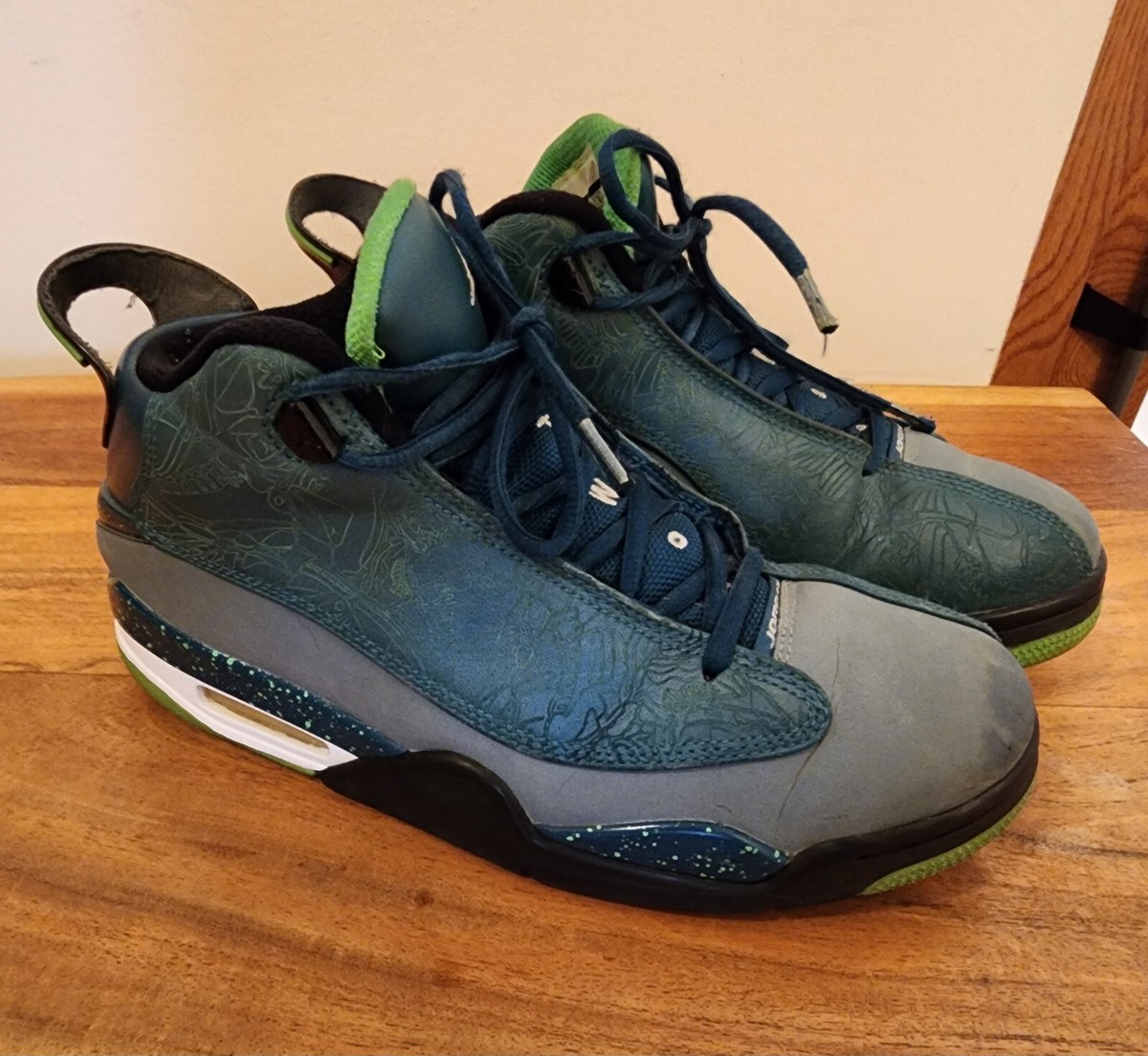 jordan dub zero size 8
