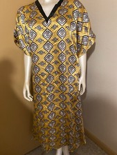 Long Caftan Gold background from Ashro One Size Fits Most Missy New
