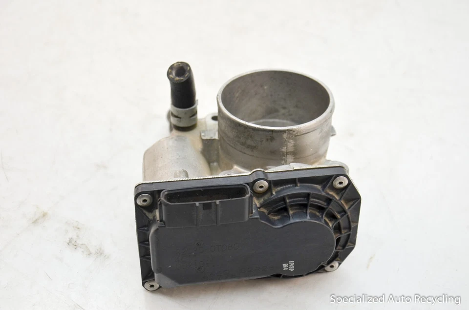 Toyota Corolla 2014 carrocería del acelerador Foto 4 de 4