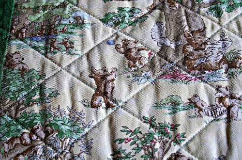 Set aus 2 Tischsets: Teddybären -- handgefertigtes Patchwork gesteppt 15" x 12" - Bild 5 von 7