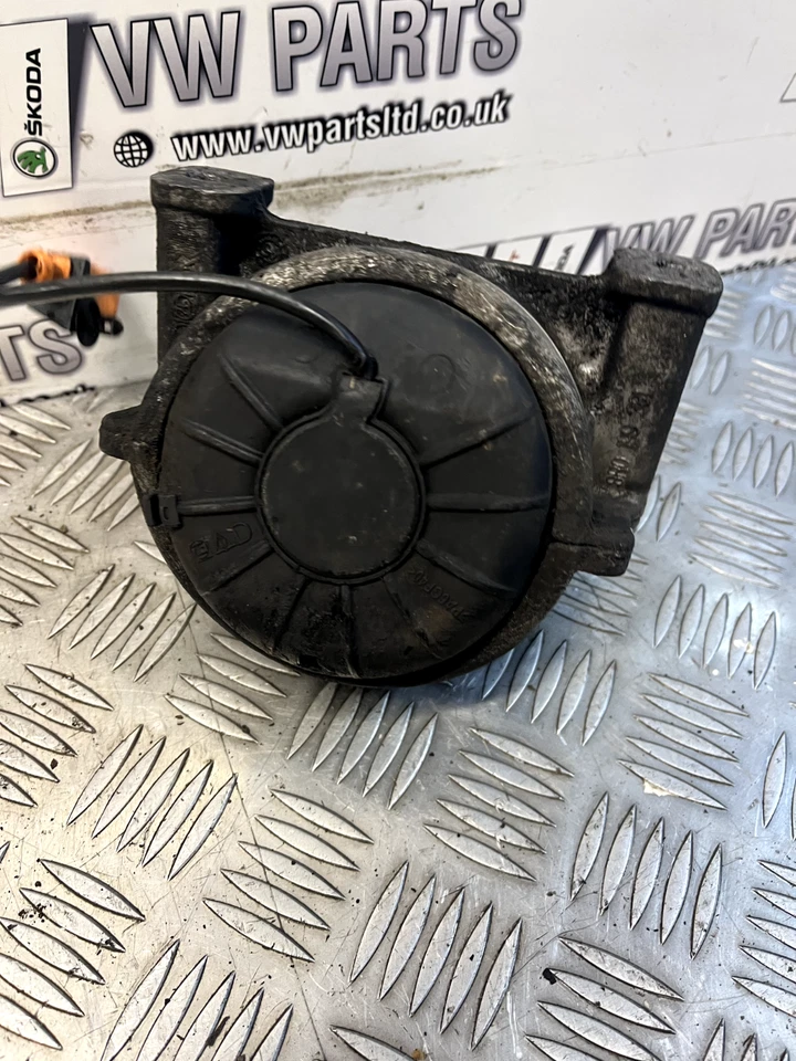 MONTAJE MOTOR AUDI A5 MK1 FL CON SENSOR 2.0TDI CNH 8R0199391 2011-2016 Foto 4 de 4