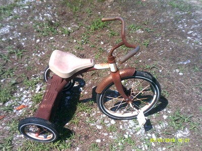 gener8 deluxe tricycle