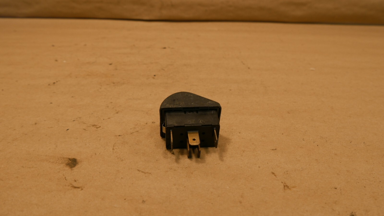 Ferrari 550 Marranello Roof Light Switch PN 171084