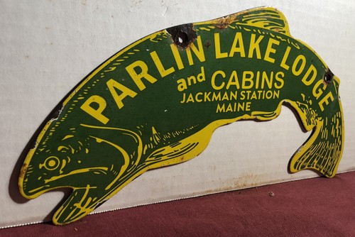 VINTAGE PARLIN LAKE LODGE CABINS 12” FISH PORCELAIN CAMPING HUNTING FISHING SIGN - Picture 2 of 6