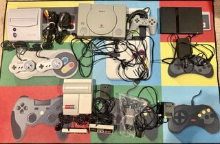 HUGE Lot NES Top Loader RGB SNES PS1 & PS2 Consoles. N64 SNES & NES Games
