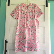 NEW Vintage Rosa's Closet Plus Size 1X Pink Floral Snap Front House Dress Mumu