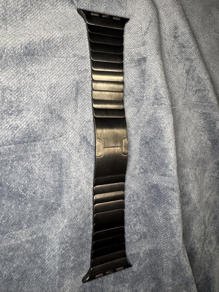 Pulsera de eslabones Apple original 42 mm (se adapta a 49 mm/46 mm/45 mm/44 mm) - negra espacial Foto 4 de 4