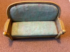 1/12th SCALE DOLLS HOUSE CONSERVATORY RATTAN STYLE SOFA